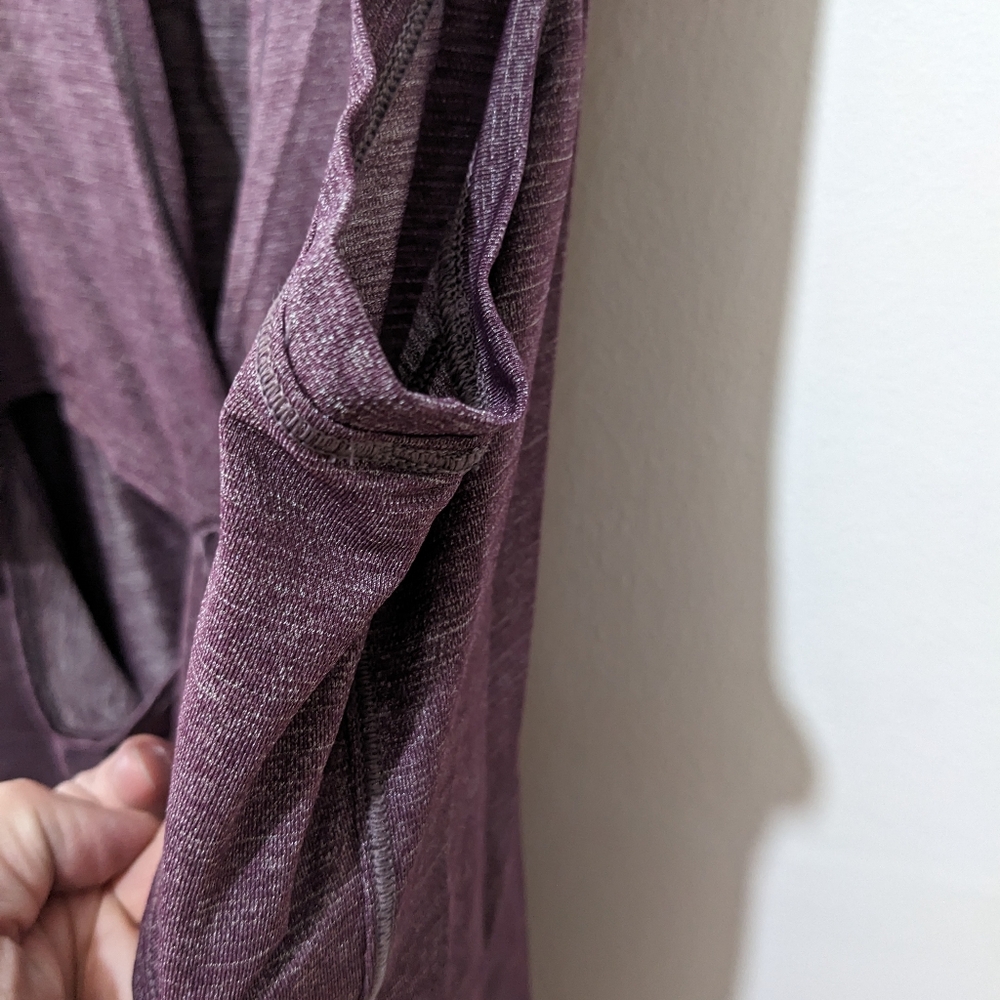 EUC Lululemon Tank - Picture 9 of 14